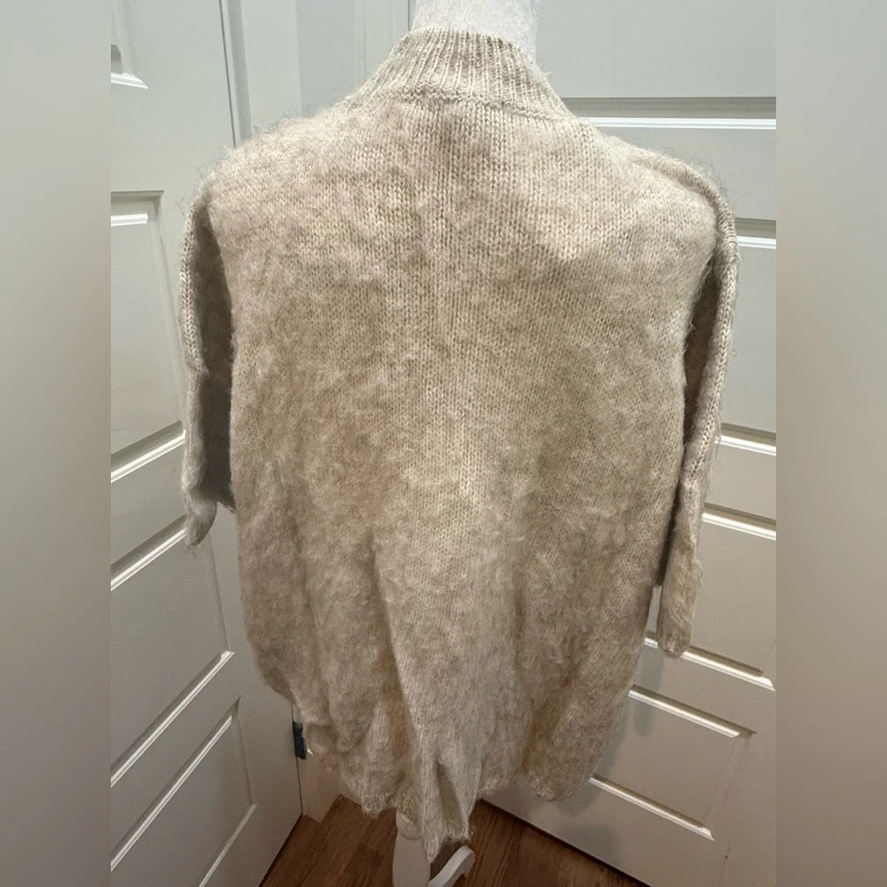 NWT. Koton. Fuzzy Short Sleeve Mock Neck Sweater. Heather Oatmeal. Size Medium.